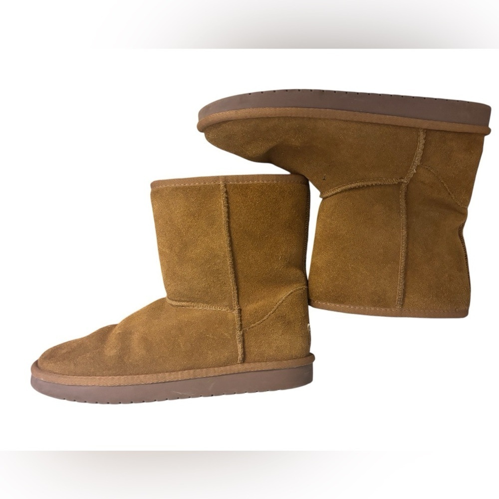 Koolaburra by UGG Suede Tan Short Winter Boots